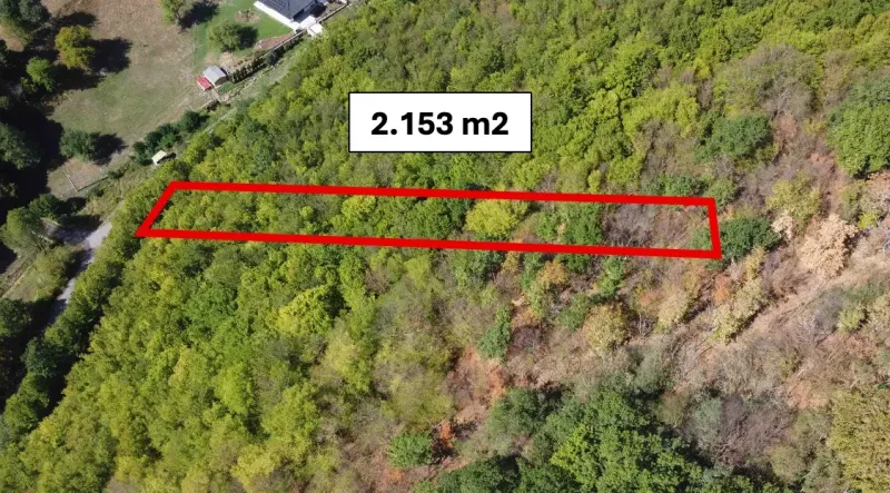 Aerial view of agricultural and forest land in Župkov, area 2,153 m².