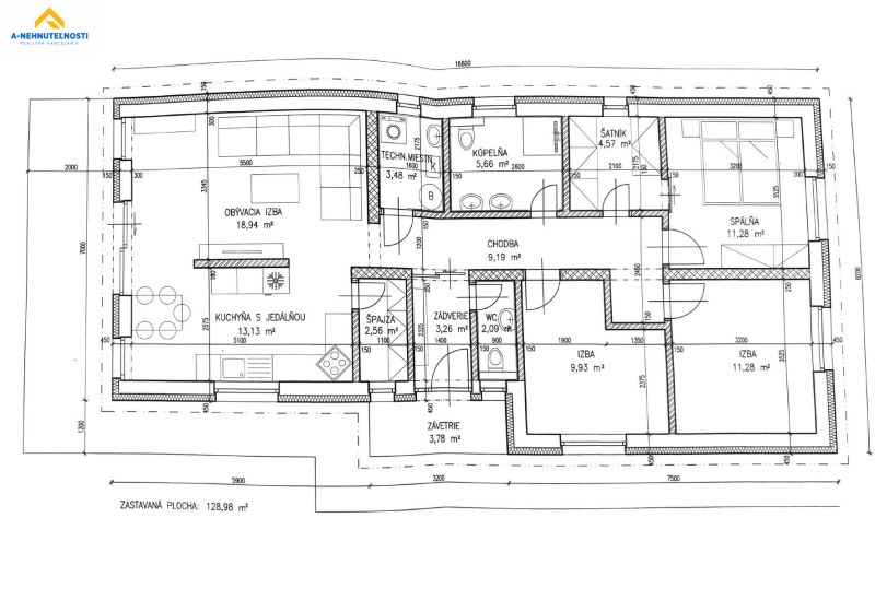 The floor plan of the family house shows the layout of the rooms, including the kitchen and living room.