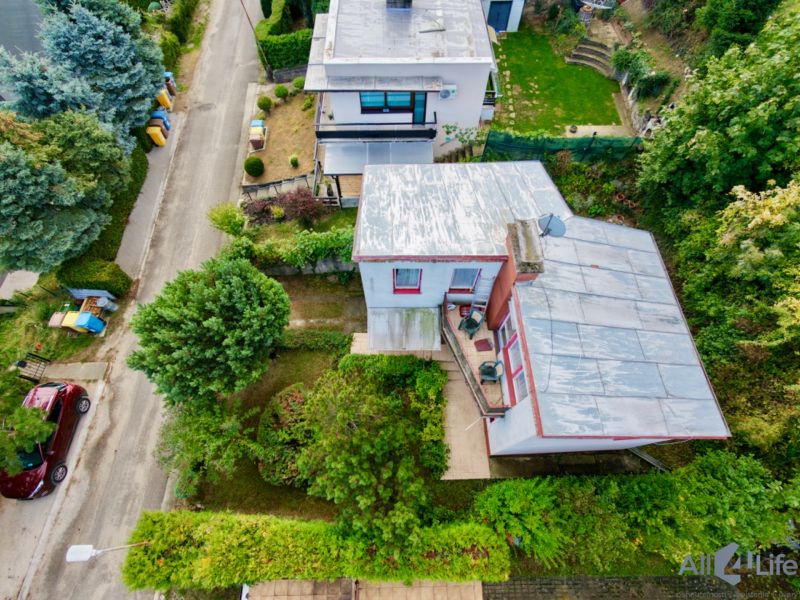 Aerial view of a cottage on Rekreačná Street in Vrbové, surrounded by a garden.