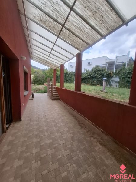 Covered terrace with tiles at a family house in Zobor on Chmeľová dolina.