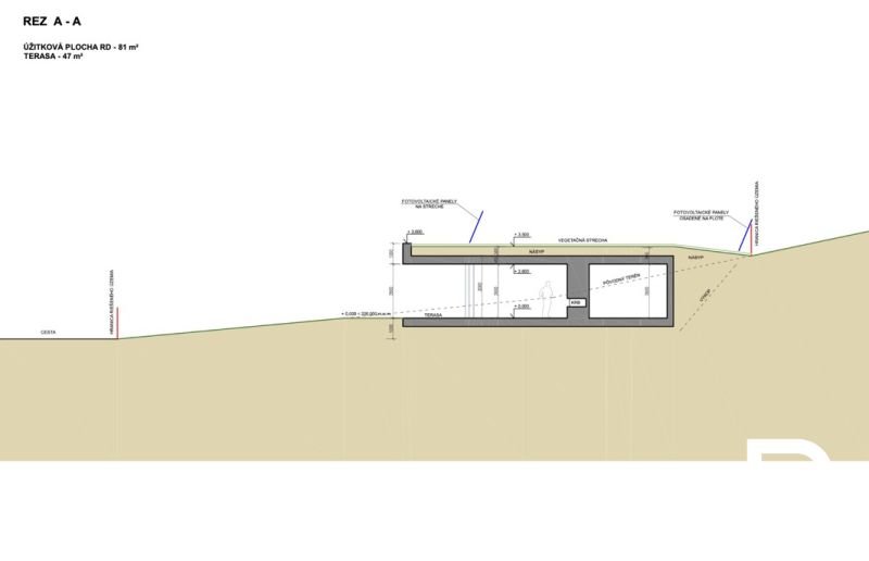 Cross-section of a family house in Častkovce with a terrace and photovoltaic panels.
