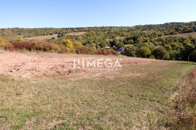 Land in Vyšné Ladičkovce, residential plots surrounded by forests and greenery.