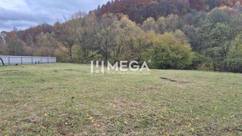 A plot for residential purposes in Stakčín on Československej armády Street near a forest area.
