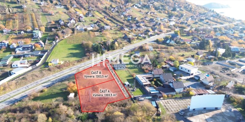 Land - residential in the village of Vinné, offering a vast area for construction.