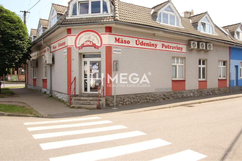 Commercial premises on Duklianskych hrdinov Street in Vranov nad Topľou, butcher shop on the corner of the building.