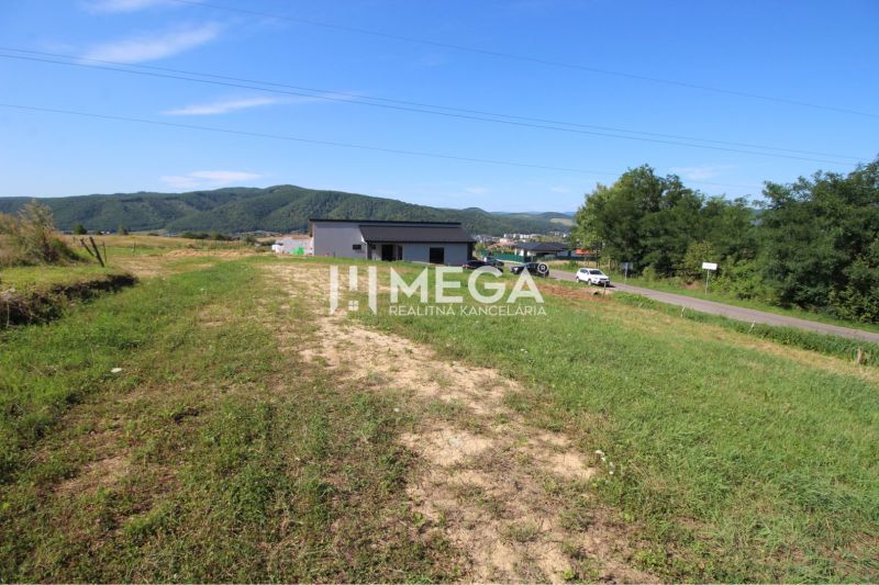 Plots for construction in Snina on Hámorská, ideal for living, with a beautiful view.