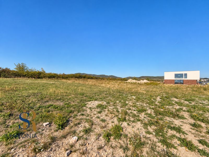 Plots - housing on Malagova Street in Modra with a view of nature.
