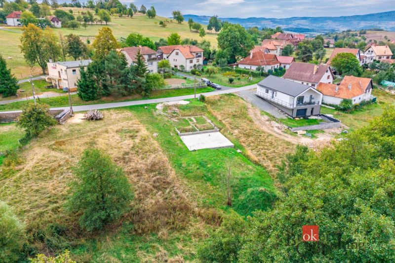 Plots - housing in Detva with a view of the surrounding houses and natural scenery.