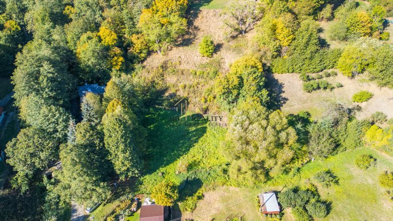 Wooded recreational plots in Štiavnické Bane, ideal for relaxation and leisure.
